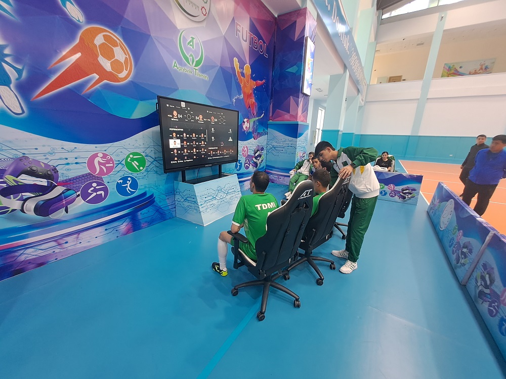SPORTUŇ DÖWREBAP GÖRNÜŞI MEŞHURLYGA EÝE BOLÝAR
