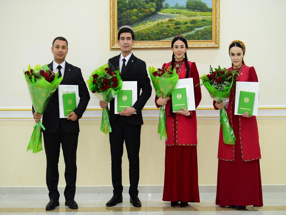 BUÝSANÇLY ÝEŇIŞLERIMIZ